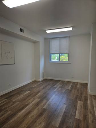 $1,800 / 650ft2 - ~ Office/Medical Building ~ Newly Renovated ~ Parking Attached (White Plains)64212277154819120