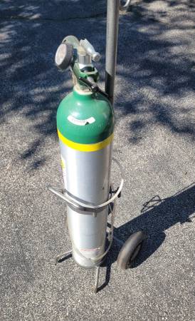 Empty Oxygen Tank Cylinder with cart 1