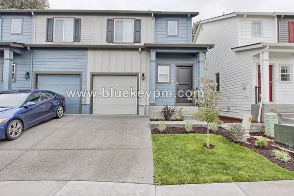 $2,295 / 3br - 1488ft2 - 3 Bed, 2.5 Bath Townhome in East Vancouver63999453620738121