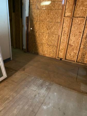 $350 / 115ft2 - Warehouse, Construction Yard, Food Truck Space and Office (MODESTO)63654929489665122