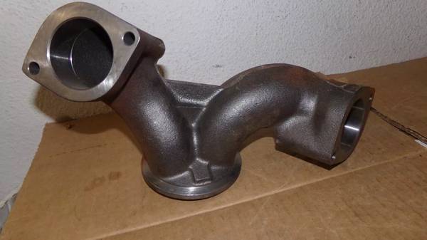 International  ADAPTER TURBOCHARGER EXHAUST INLET w/ DOWEL PINS 1