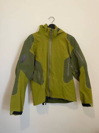 Arc'teryx 2006 Stingray AR Gore-tex Skiing Jacket Small