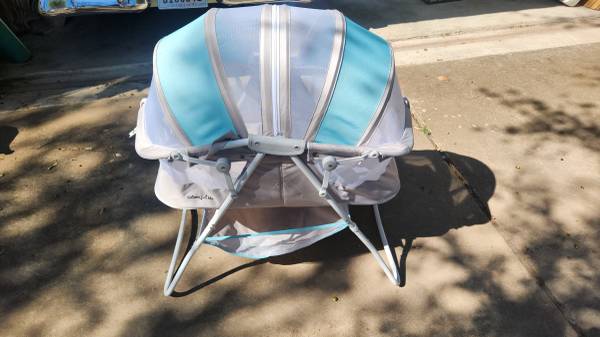 Collapsible Bassinet 1