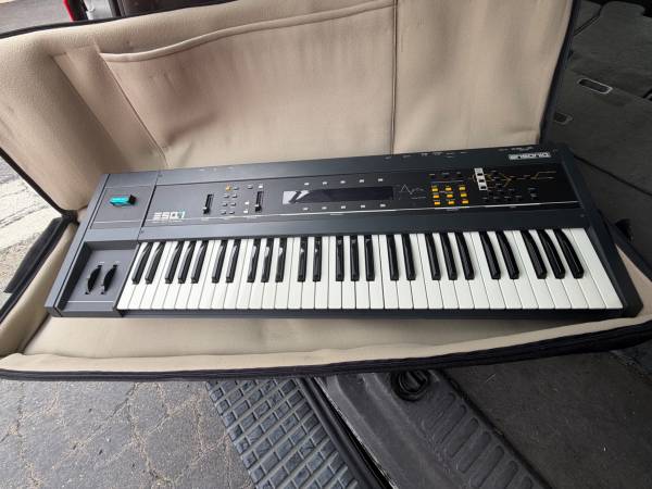 ESQ-1 1