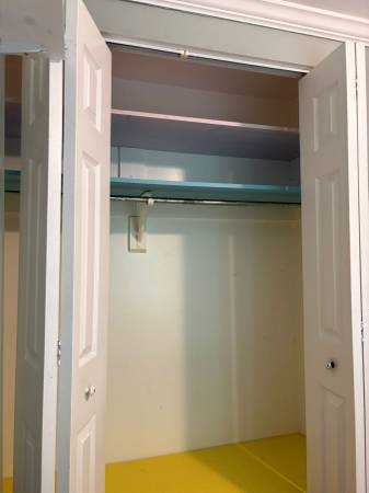 $725 / 1br - Bedroom (Germantown)63896033977603120
