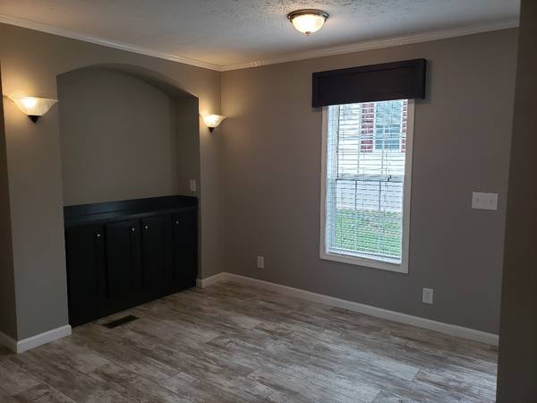 $1,379 / 3br - 1216ft2 - Don't miss our open house Saturday 11am-3pm! $500 off October Rent! (Autumn Forest)64027440757121121