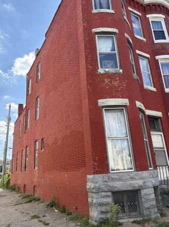 $95,000 / 5 habitaciones - 1120 pies2 - ¡Revende esta casa! Barclay St (Baltimore, MD)63624786522625124