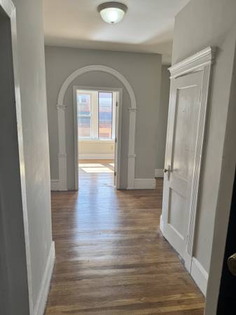 $4,500 / 3br - RENOVATED 3BED NO BROKER FEE (Fenway)63856446472705123