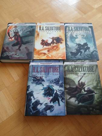 5 DUNGEONS DRAGIONS HARDCOVER books by RA SALVATORE 1