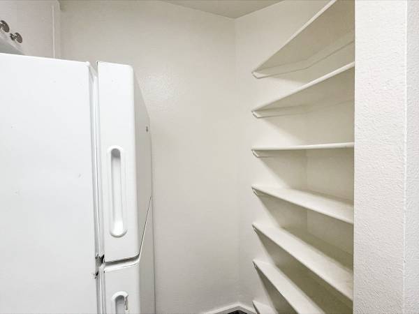 $2,167 / 2br - 635ft2 - Cable Ready, On-Site Maintenance, Vinyl Plank Flooring (Makakilo)63686709493763122