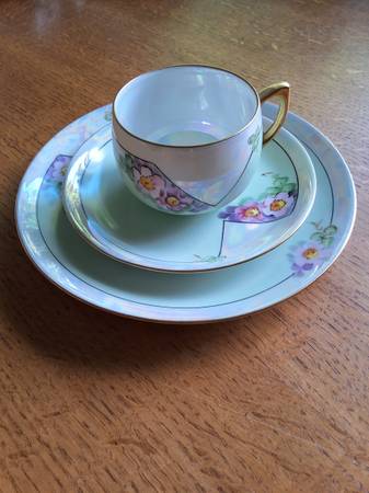 VINTAGE DISHES 1