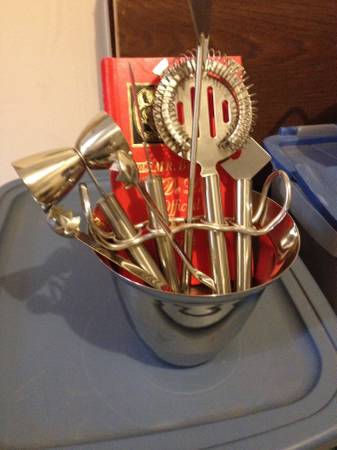Bar Set with Bartender's Manual 1