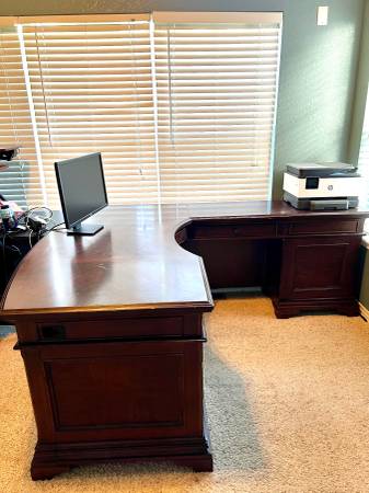 Large Solid Wood Executive Office Desk 1