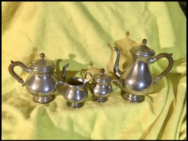 Caffe set Pewter Danish. 1