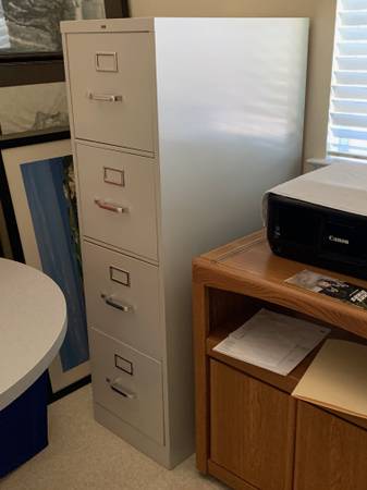 Hon 310 Series, 4 Drawer, Vertical File Cabinet 1