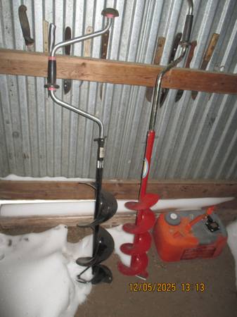 hand ice augers 1