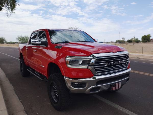 2019 RAM 1500 4x4 Laramie - Photo 5
