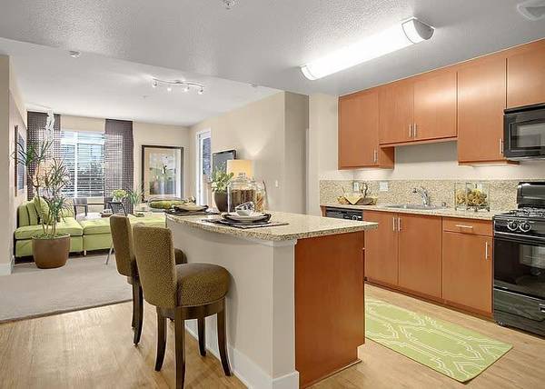 $2,890 / 1br - 763ft2 - ¡Ubicación Imbatible! 1 dormitorio/1 baño con encimeras de granito (Pasadena)63863894840579124