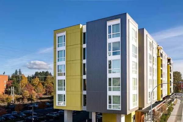 $1,599 / 2br - 813ft2 - Your next chapter starts here. Discover, enjoy, relax. (Hillsboro)63831607163907120