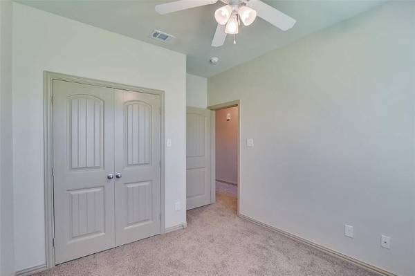 $2025.00 / 3br - 1500ft2 - Ideal Location! 3BR/2.5BA with Garage, Internet & Cable – Near Six Fla63796578568195123