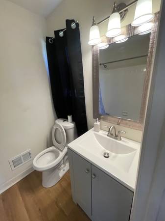 $225 / 144ft2 - ROOM for rent in Jonesboro, Georgia (Jonesboro)63736027464833121