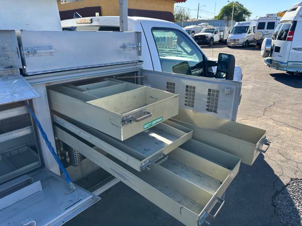 2008 Ford F350 - Photo 15