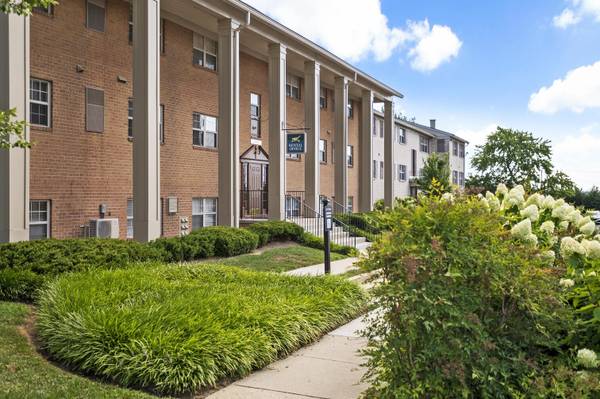$1,810 / 1br - 850ft2 - Abundant Free Parking, 1bd 1ba, Beltsville MD63896155719171122
