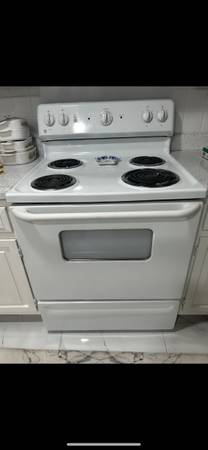 Electric stove range white GE 1