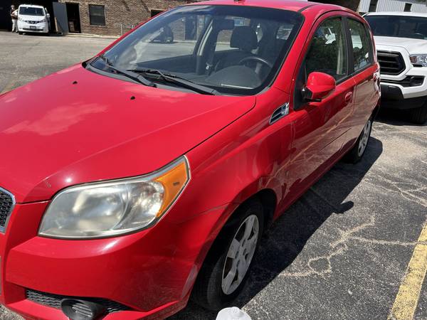 2009 Chevrolet Aveo 5 - Very clean!!! - $1,500 (Bensenville)63618668653059121