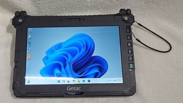 Getac UX10 HEAVY DUTY Tablet 1