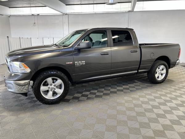 2019 Ram 1500 Classic 4x4 4WD Truck Dodge SLT Crew Cab - $28,500 (Se Habla Espanol)63475573462913121