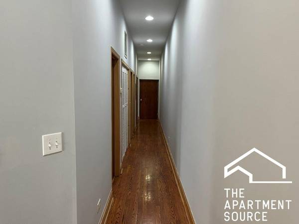 $2,495 / 3br - 1300ft2 - 3-Bedroom 2-Bath in Prime Pilsen! (Chicago)63960010923267124