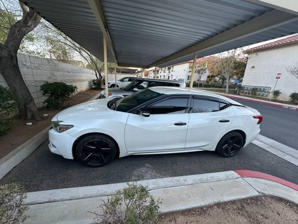 Nissan Maxima 2016 1