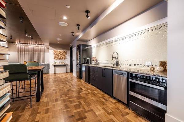 $2,505 / 1br - 554ft2 - Upgrade to Stainless Steel and Quartz Luxury (Seattle)63862176816129123