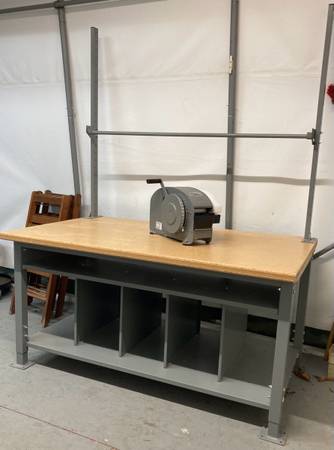 WORK BENCH 1