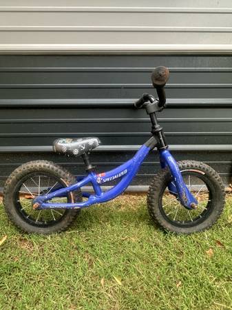 Specialized HotWalk Balance Bike 1