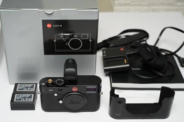 Leica M240 Camera with EVF - photo/video - by owner - electronics