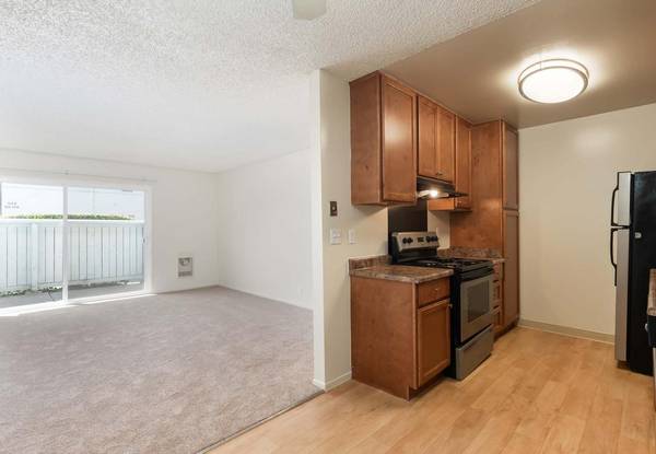 $1,687 / 1br - 675ft2 - Ceiling Fans, Covered Parking Available, Learning Center (san leandro)63657829402115123