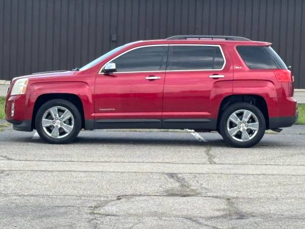 2014 GMC Terrain SLT with 158,000 miles $5,950 - $5,950 (Chesterfield Indiana)63621984334851123