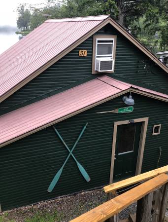 $295 / 3br - Cozy cabins/cottages on serene Lake Desolation (Saratoga Springs, NY)63756298996867121