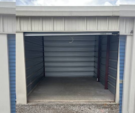 $80 / 150ft2 - Storage FOR RENT (10x15) (Peebles)63974474752642120
