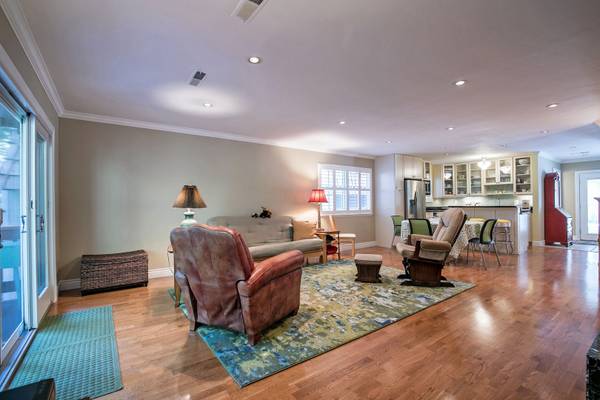 $2,900 / 3br - 1440ft2 - Stand Alone Condo on the Creek!!! (Glen) (Incline Village)63992636020867123