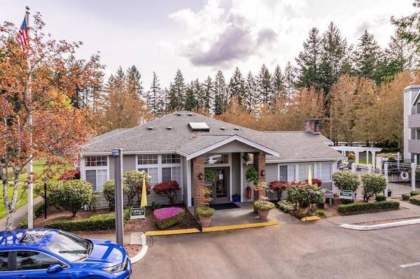 $1,799 / 2br - 895ft2 - Breakfast Bar, Patio, Basketball Court, Professional landscaping63934419934339123