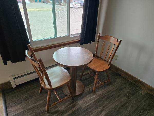 $1,000 / 1br - Maple 53 Rooms $1000 per month NOW (2507 South Hastings way,  Eau Claire)63845959034883124