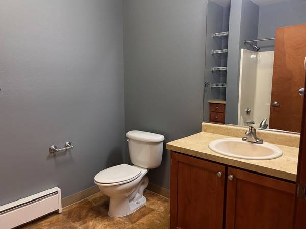 $651 / 375ft2 - Affordable Housing Studio Apartments in SE (Portland)63672671088131123