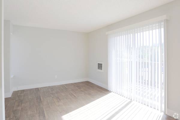 $1,499 / 2br - 870ft2 - Modern Finishes, 2/BD, Located in Gresham (187 SW Eastman Pkwy #77, Gresham, OR)63956925421442122
