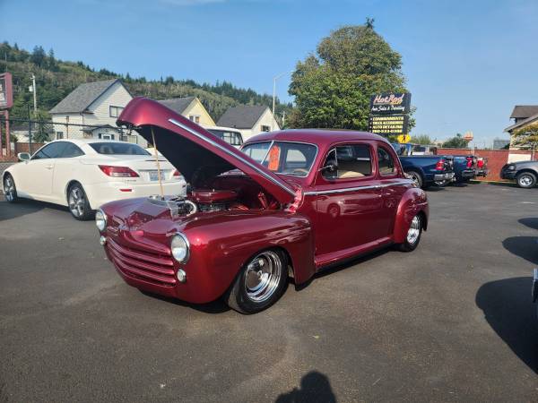 1948 Ford Coupe 1