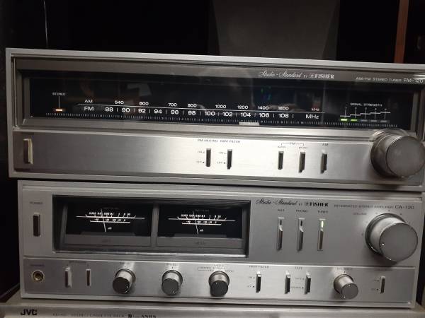fisher amp ca120 and tuner fm120 big output meters 1