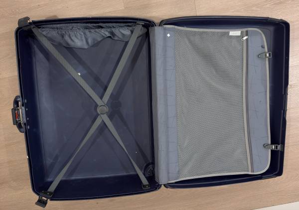 Samsonite Suit case 1