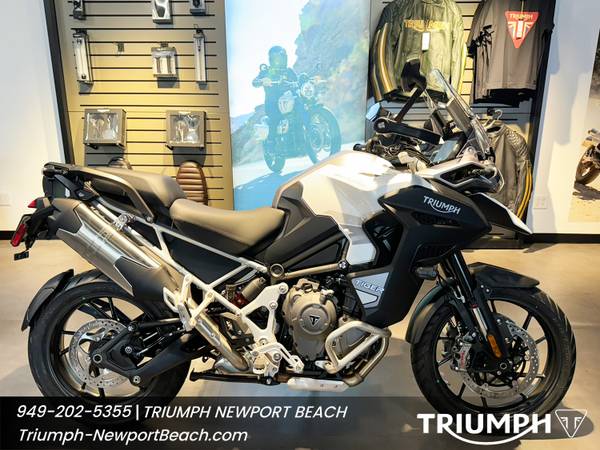 2024 Triumph Tiger 1200 GT Explorer 1